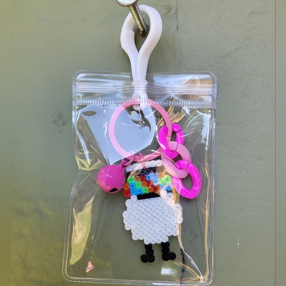 Handmade QSMP Perler Bead Eggs Keychain, Backpack Charm - Picture 9 of 14